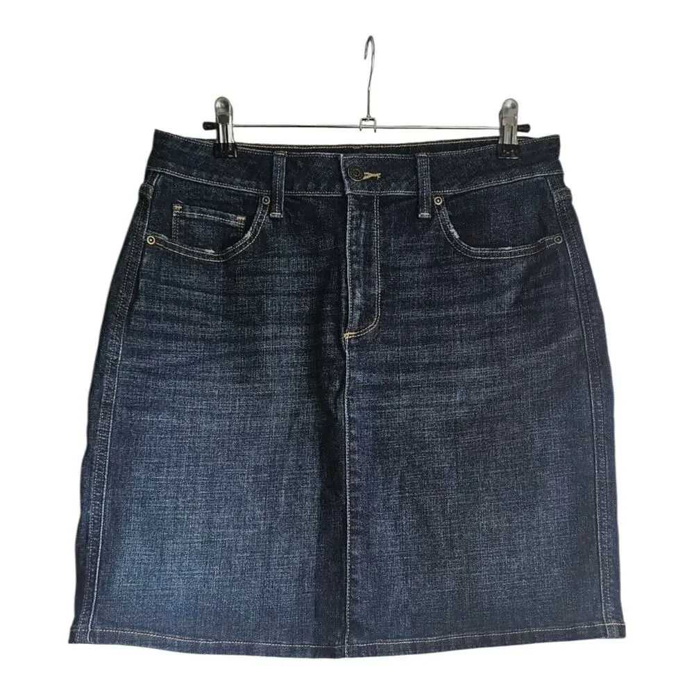 Sonoma Skirt Size 10 Denim Jean Med Wash Unlined Povkets